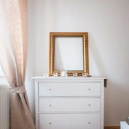 아파트 Apartone Palais-apartments 바우트젠